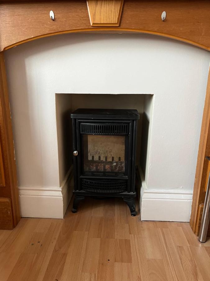 2 Bedroom Apartment, 5 Minutes From City Centre Newcastle-upon-Tyne Exteriör bild